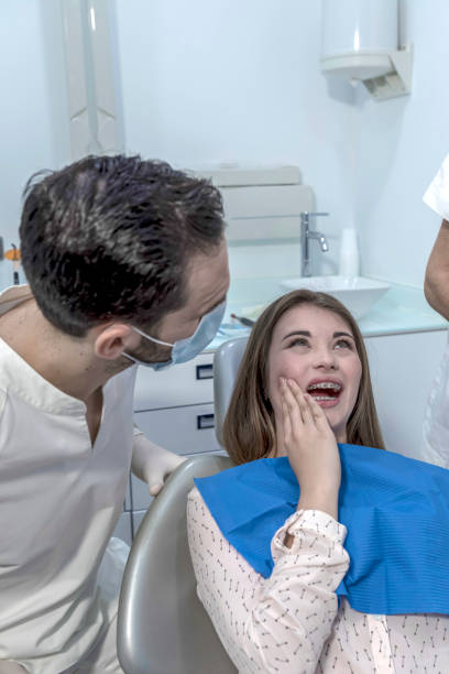 Best Dentist Open Late Near Me  in Farmersville, TX